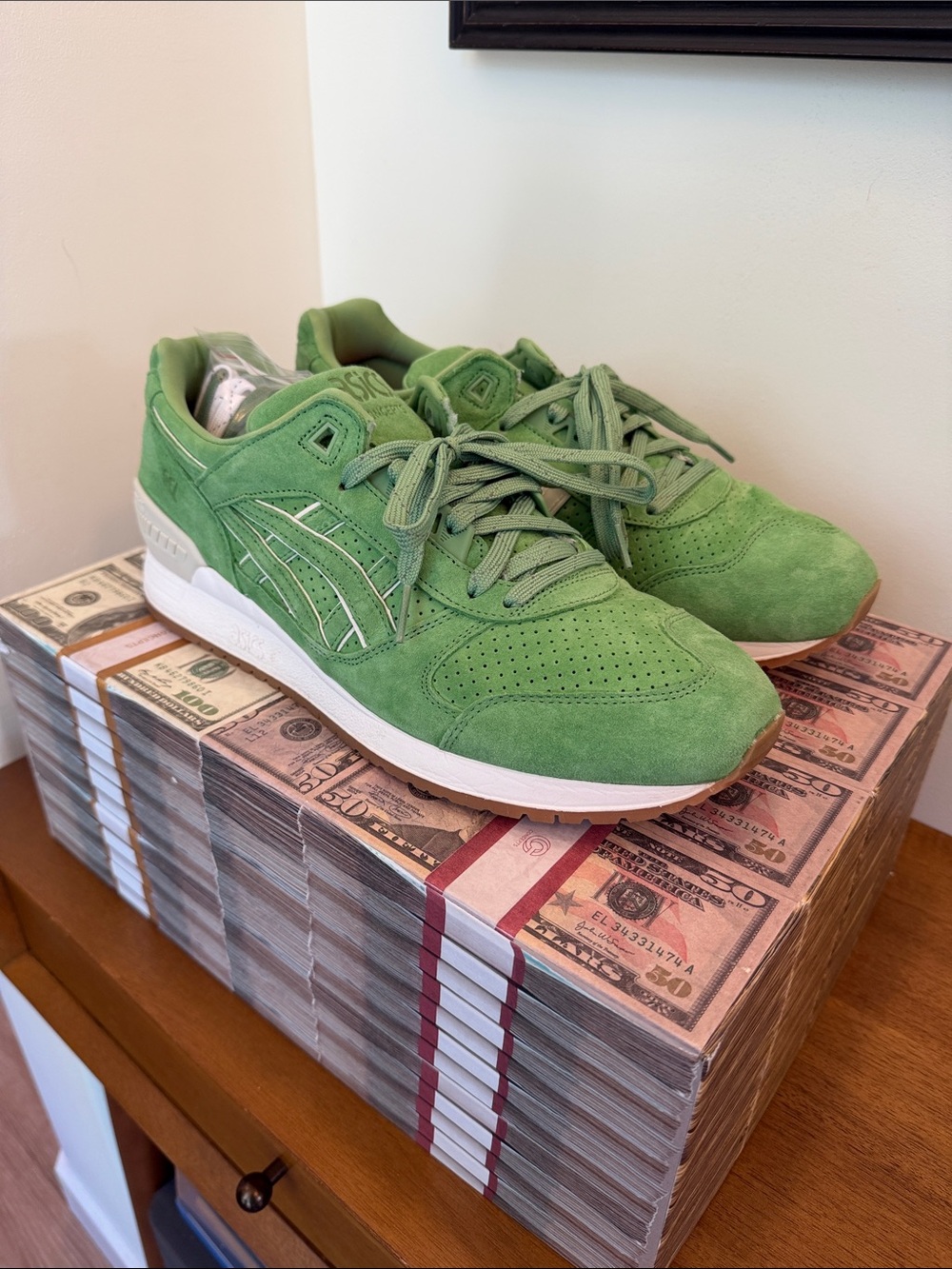 Concepts x ASICS Gel-Respector Collab Men's Green Suede Low-Top Sneakers